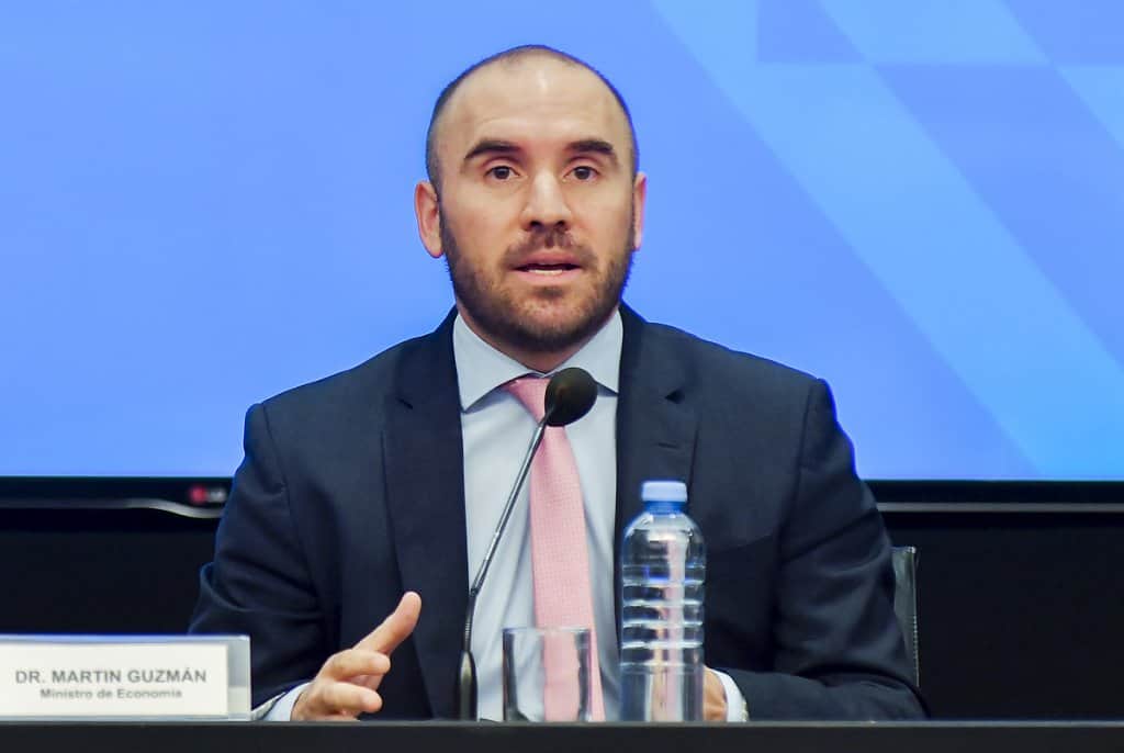 Martín Guzmán advierte por el modelo de Milei: “Se celebró la caída de la inflación, pero los ingresos están muy mal”