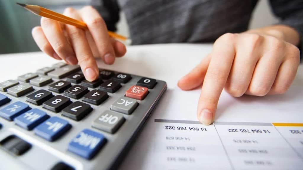 Impuesto al desarrollo: la trampa argentina que le pone un cepo al crecimiento económico