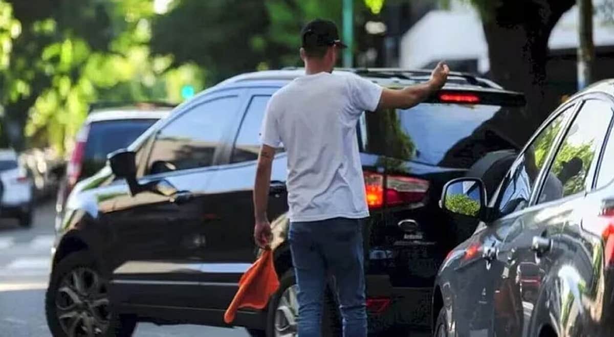 Ley “anti trapitos”: el Senado de Santa Fe aprobó norma que prohíbe a los cuidacoches