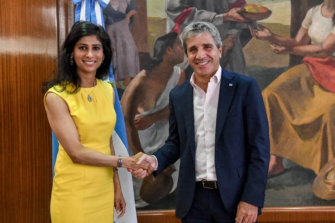 Gopinath insiste en que Argentina debe comprar más reservas