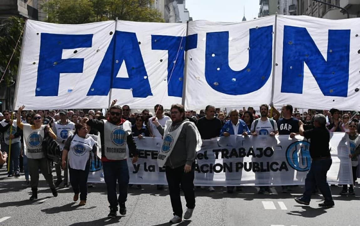 Docentes y no docentes pararon en universidades de todo el país por la Ley de Financiamiento