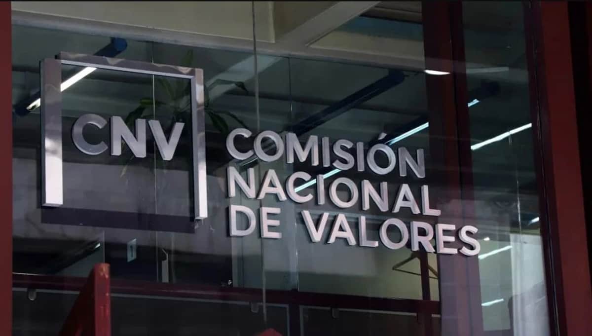 La CNV prohíbe el uso de cheques para ingreso y egreso de fondos en el mercado de capitales