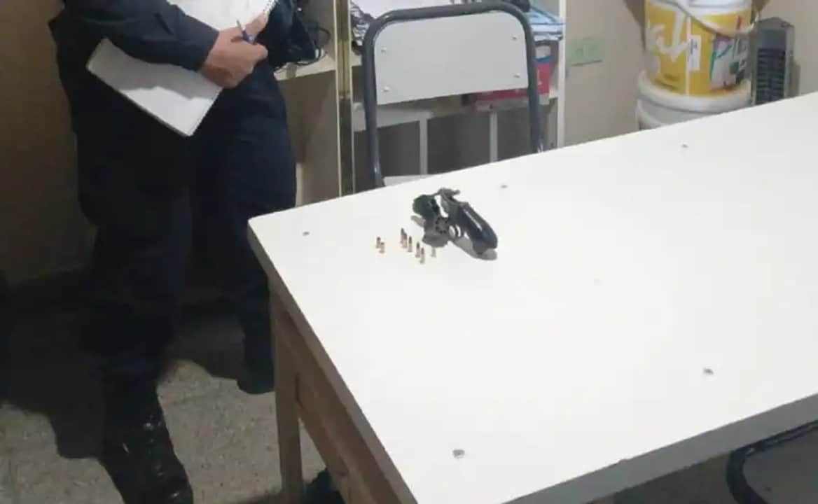 Alarma en Tucumán por una alumna que fue armada a un colegio