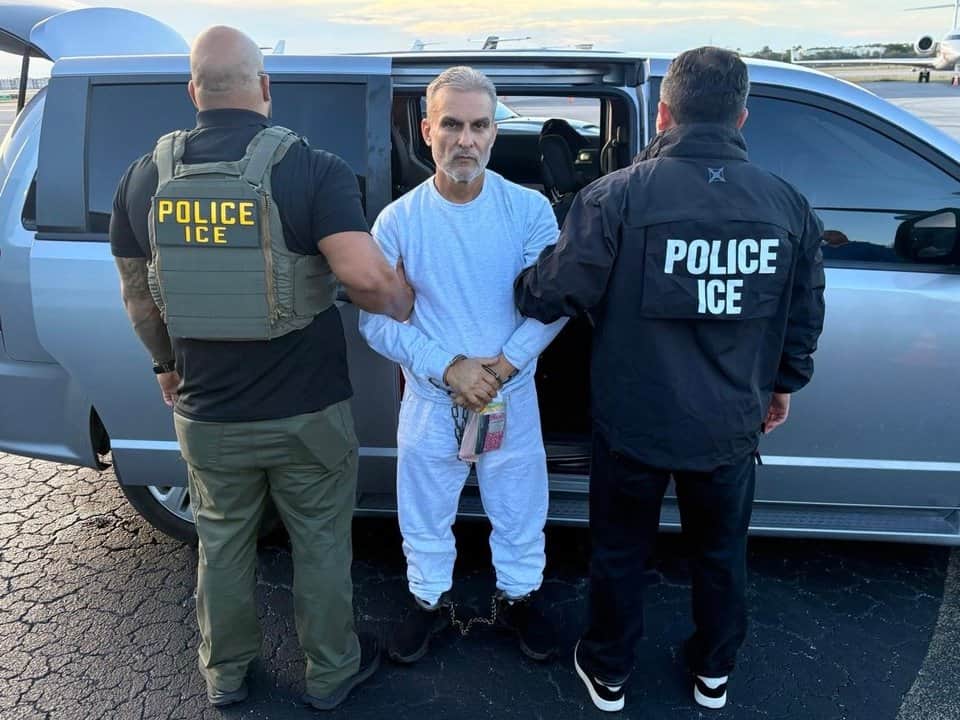EE.UU. deportó a Ecuador a un exministro acusado de planificar un magnicidio