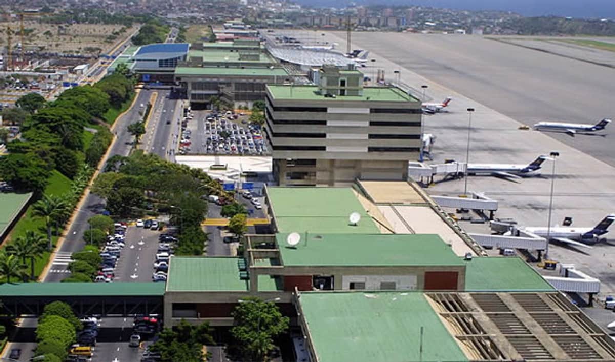 Aeropuerto de Caracas reabre tras graves daños por los sismos en Venezuela