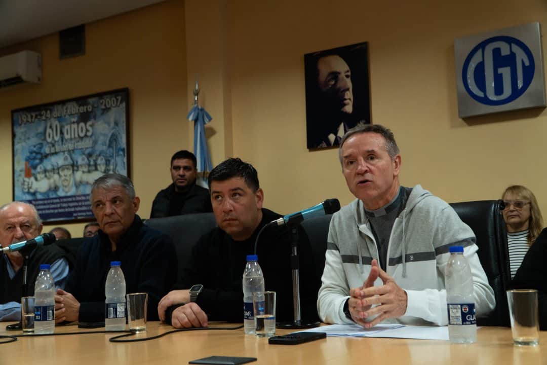 La CGT y las dos CTA no llegaron a un acuerdo y cancelaron la marcha por el Día de la Industria