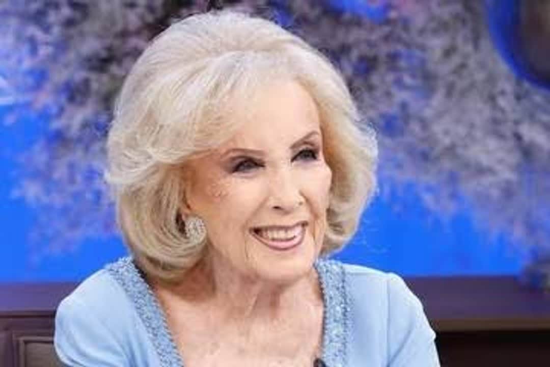 “Cuadro respiratorio bronquial”: el parte médico sobre la internación de Mirtha Legrand