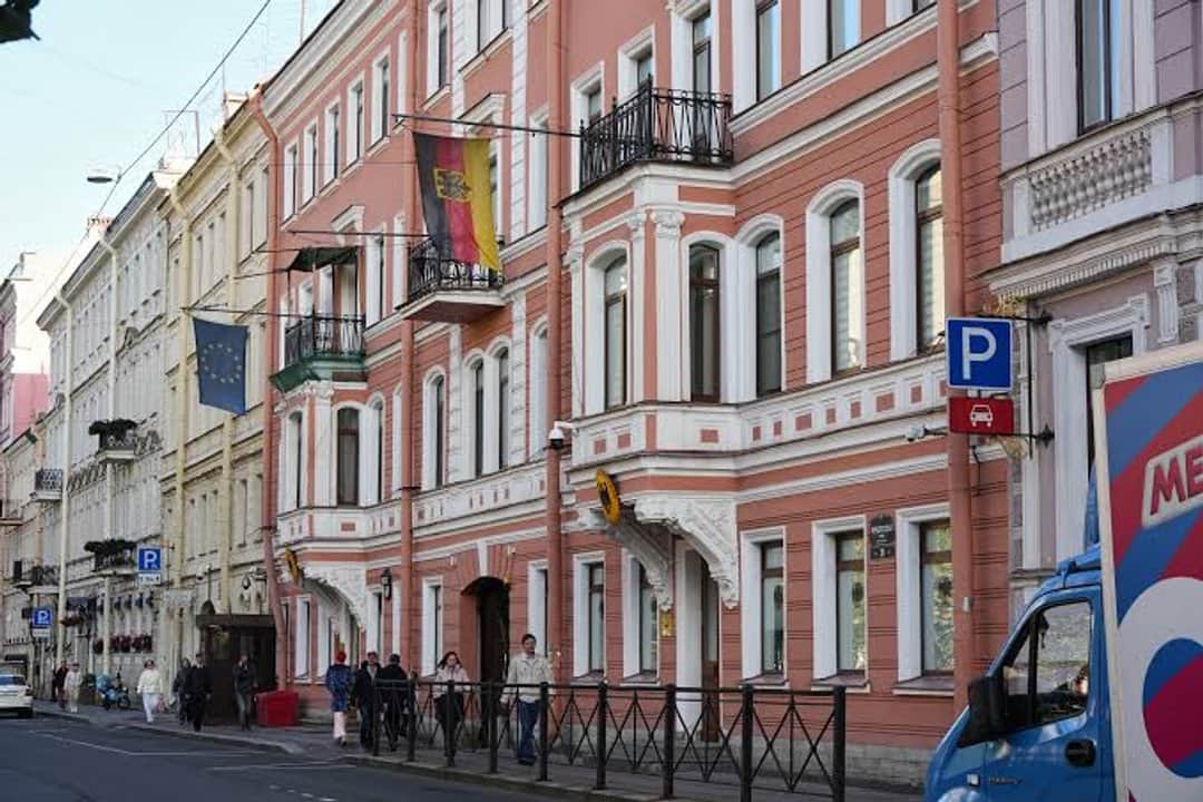 Rusia cerrará consulado alemán en San Petersburgo y centros Goethe