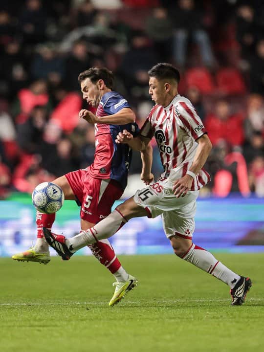 Instituto cayó ante Unión y no pudo escalar a la cima de la Zona A del Torneo Clausura en solitario