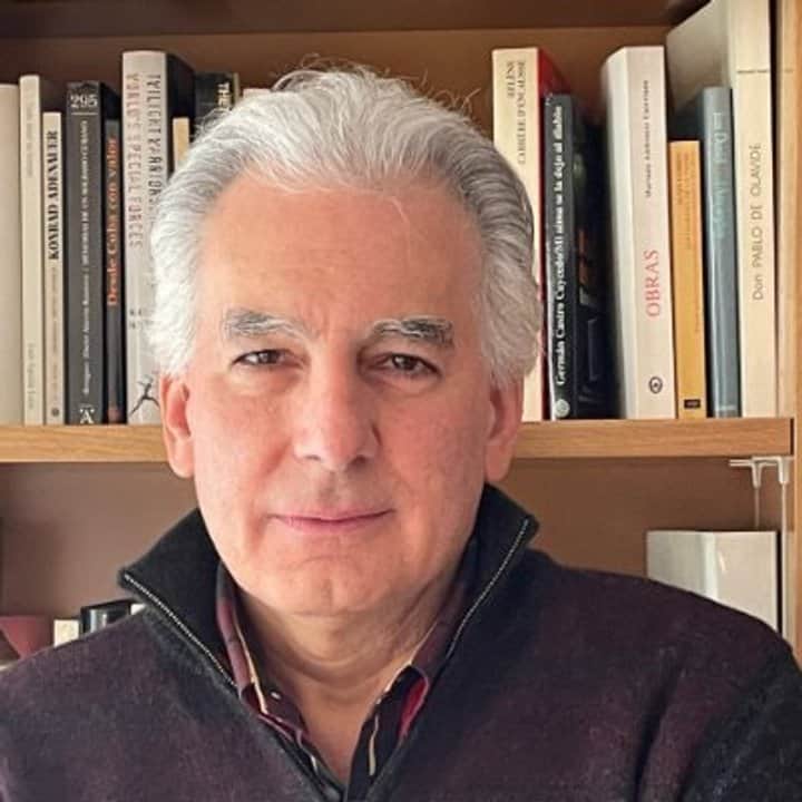 Perú: Fujimori propone a Álvaro Vargas Llosa como embajador en Estados Unidos