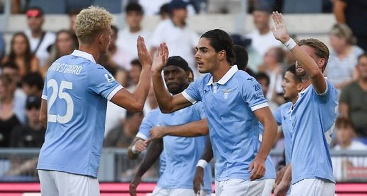 Lazio empató con Milan pero llegó a la punta de la Serie A