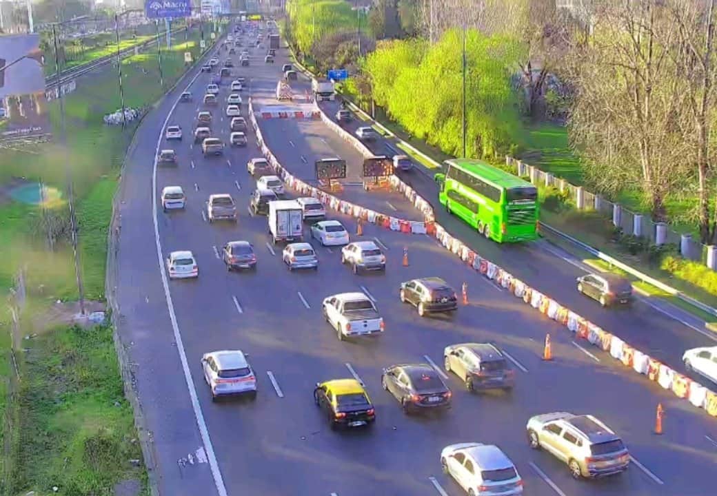 Siguen las demoras en avenida Lugones por los trabajos de Metrogas
