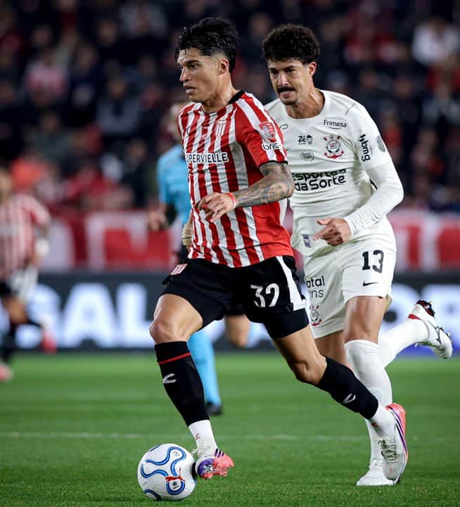Copa Libertadores: Estudiantes de La Plata visita a Corinthians, en busca de la clasificación a semis