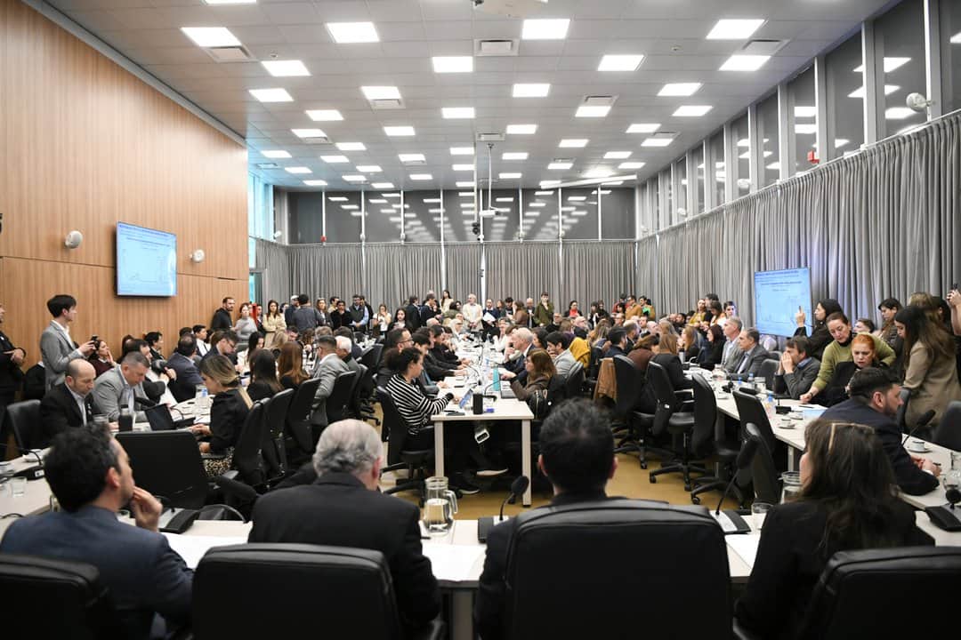 Con reclamos al Congreso, expertos analizaron en Diputados el problema de la morosidad de los hogares