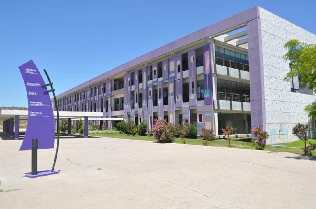 San Luis: una escuela de 200 alumnos denunció ahogo financiero bajo la gestión de Poggi
