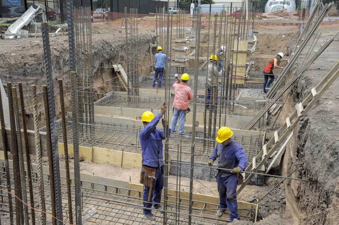 Por la suba en la mano de obra, el costo de la construcción superó a la inflación en agosto