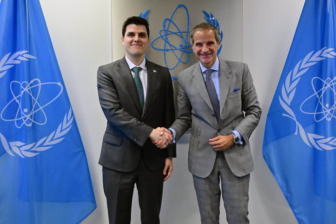 Ramos Napoli y Grossi analizaron cómo ampliar la presencia nuclear argentina en el mundo
