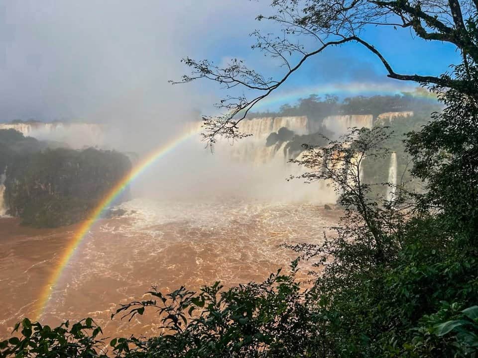 Parque Nacional Iguazú abierto todo el año: aclaran confusión con Brasil tras crecida