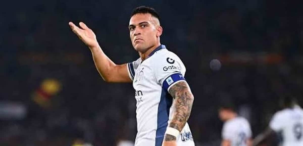 Lautaro Martínez marcó un doblete y salvó al Inter ante Roma