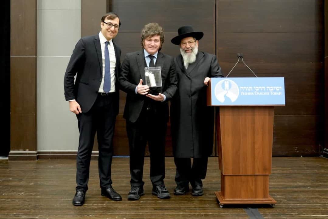 Milei recibió un premio por la defensa del pueblo judío