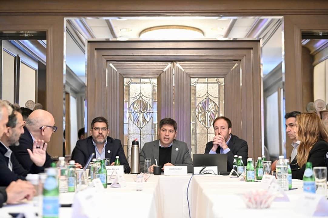 Kicillof cuestionó desde Estados Unidos el “milagro económico” de Milei: “Es una verdadera catástrofe”