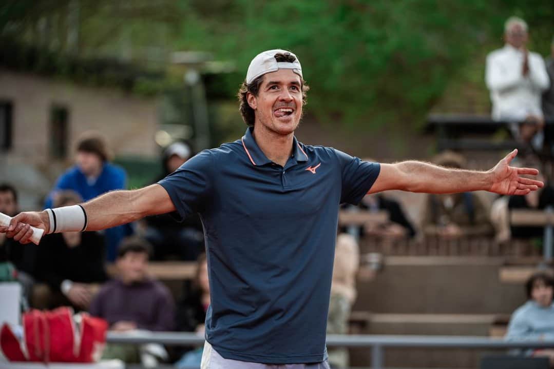 Facundo Mena ganó en un duelo de argentinos y está en cuartos de final del Challenger de Buenos Aires