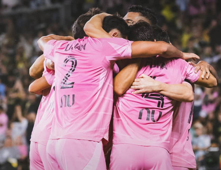 Video: el golazo de tiro libre de Messi ante Columbus Crew