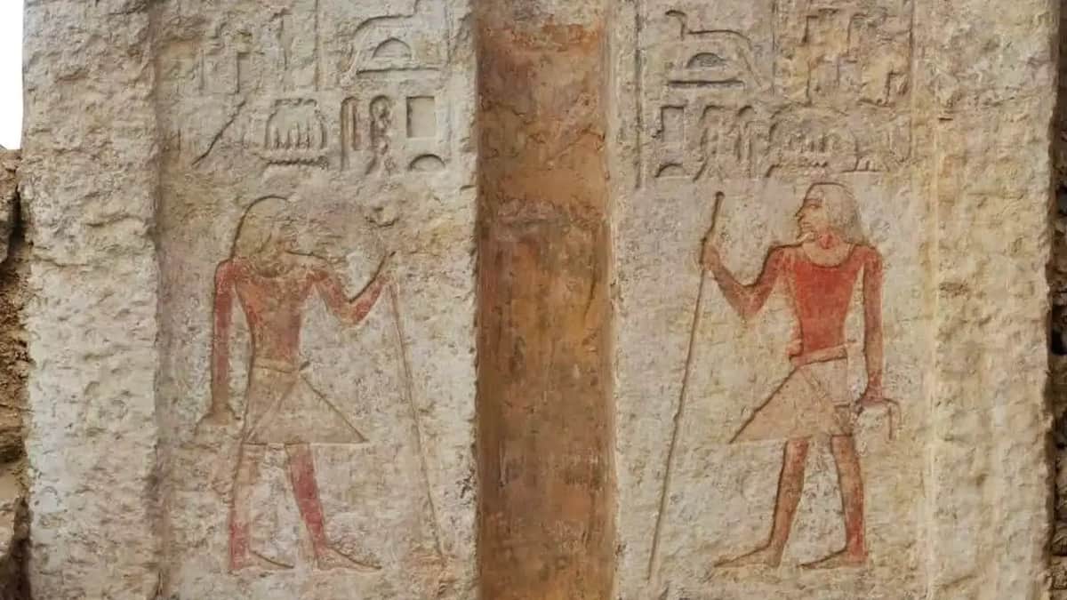 Detrás de una puerta falsa, hallan en Egipto la tumba del guardián de los secretos del faraón
