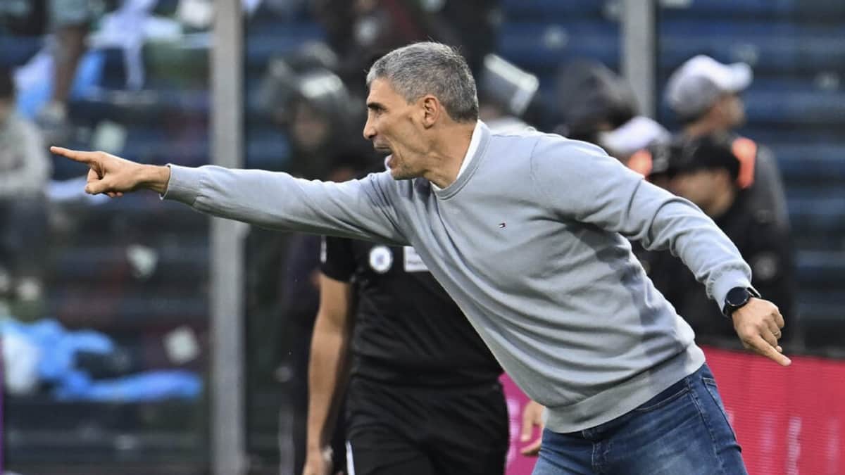 Luego de la derrota ante Boca, Racing despidió a Vojvoda