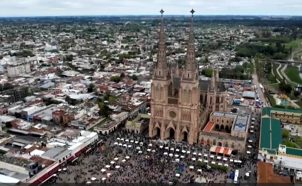 La 52ª Peregrinación a Luján avanza con una convocatoria histórica y más de dos millones de fieles