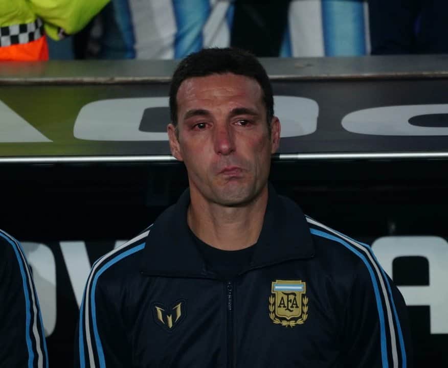La emoción de Messi y Scaloni en el Himno Nacional Argentino frente a Benín