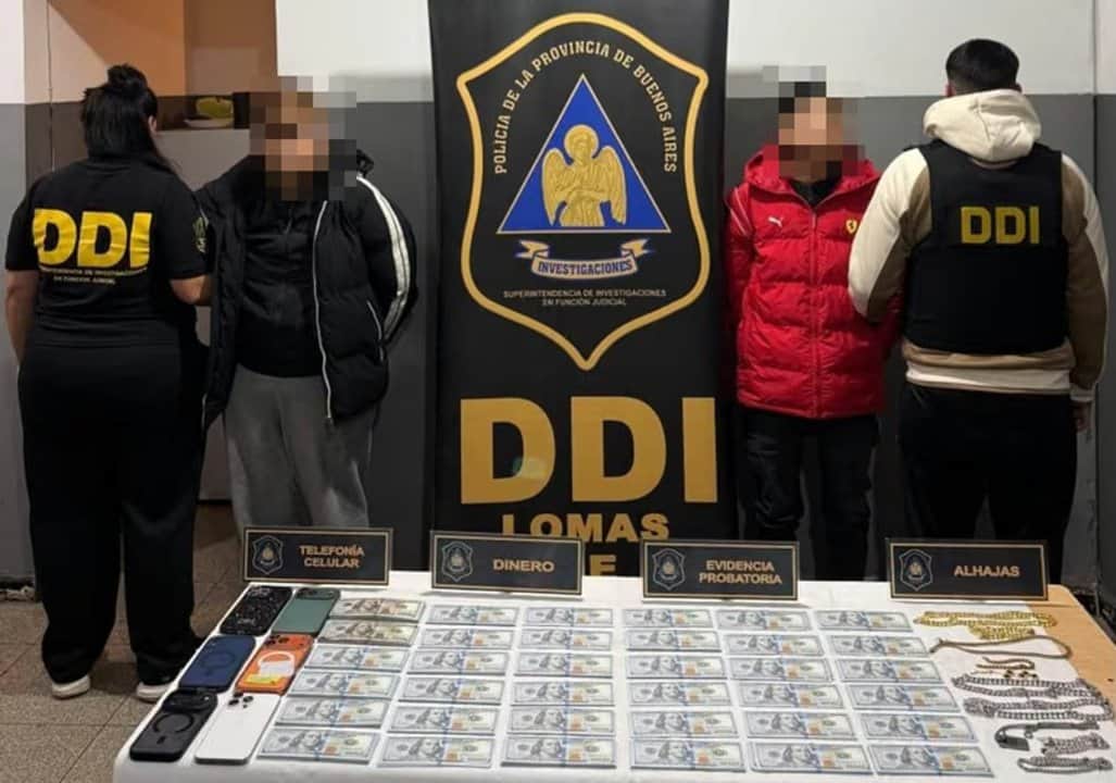 Una “viuda negra” y su novio fueron detenidos por un millonario robo en Llavallol