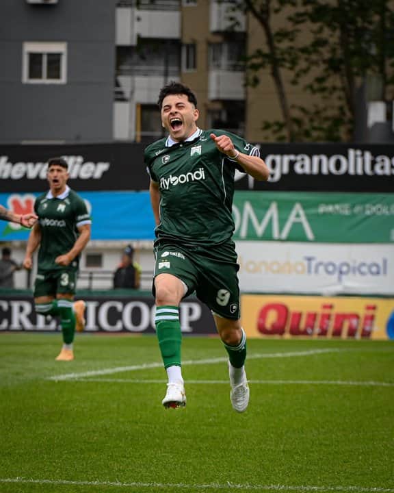 Ferro le ganó a Racing de Córdoba y tiene un pie en la final de la Primera Nacional