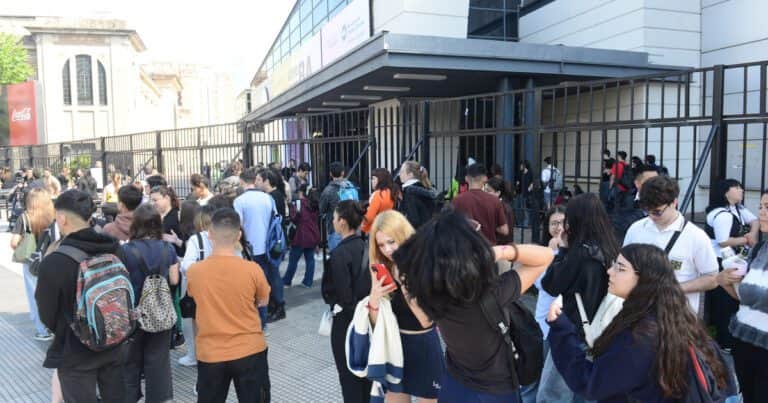 El Gobierno festeja una suba del empleo registrado del 0,3% en 2 meses pero sigue lejos de los niveles de 2023