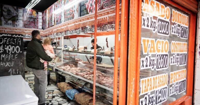 Canasta básica: una familia necesitó $ 986.586 para no ser pobre en octubre de 2024