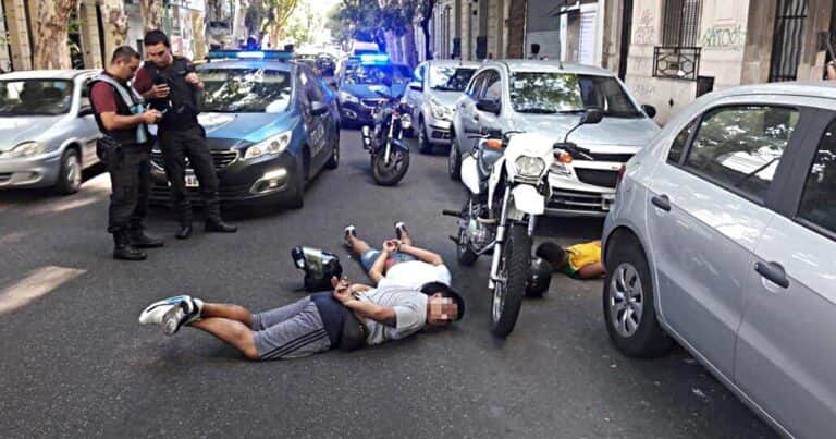 Motochorros y robos a casas, la principal alarma por la inseguridad en la Ciudad