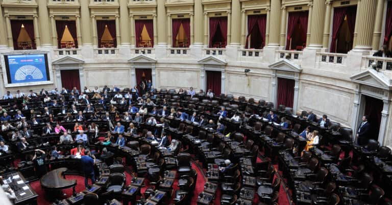 Escándalo en Diputados: el Gobierno rompe con el PRO, juega con los K y se vuelve a frustrar la sesión por ficha limpia