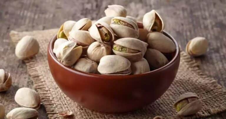 Qué beneficios tiene consumir pistacho y cuántos comer por día