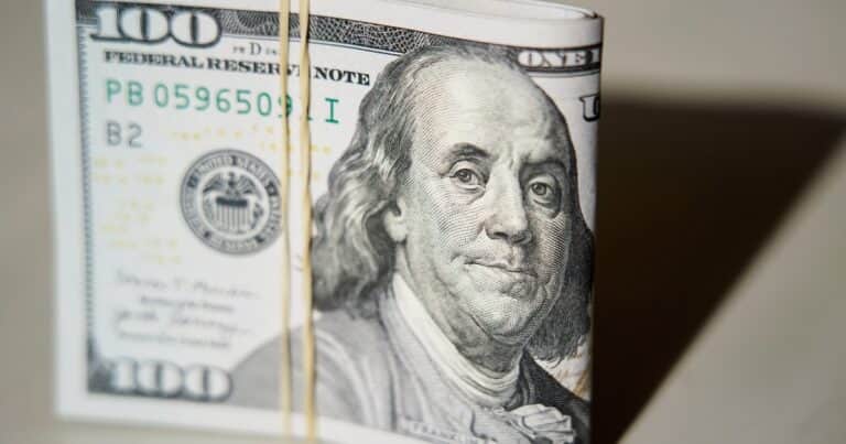 Dólar hoy y dólar blue hoy, EN VIVO: a cuánto cotiza y cuál es su precio este martes 19 de noviembre, minuto a minuto