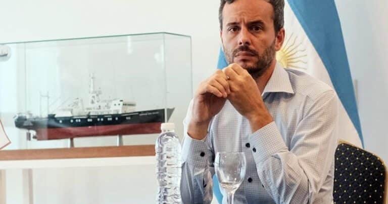 Aprietes y amenazas de un ex funcionario de La Cámpora contra un empresario: «Te voy a perseguir hasta que te vuelvas a España»