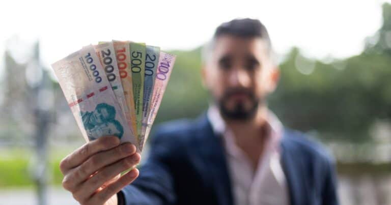 Billete de $ 20.000: de qué color es y a cuántos dólares equivale