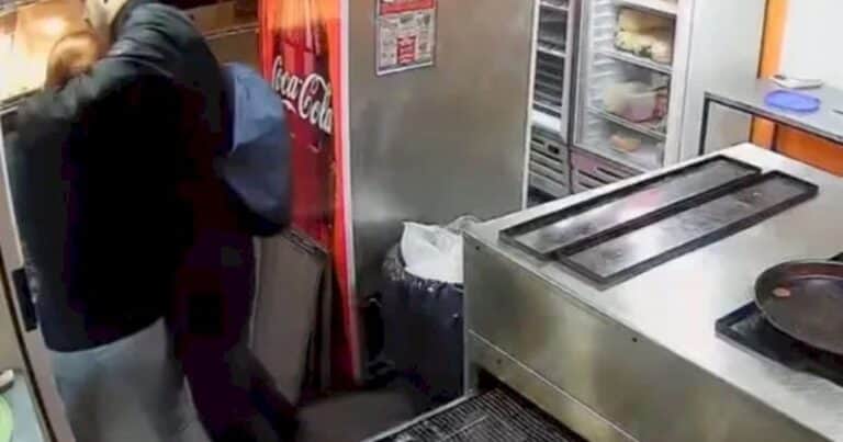 Brutal intento de femicidio en Núñez: apuñaló a su expareja en una pizzería y luego trató de quitarse la vida