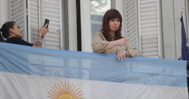 Cristina fue a Comodoro Py para notificarse de la confirmación de su condena por corrupción en el caso Vialidad