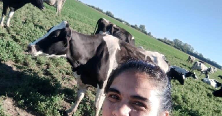 «Me partió el corazón»: se fue a vivir a Nueva Zelanda, una decisión de su padre la hizo volver y ahora fue premiada por su labor en el campo