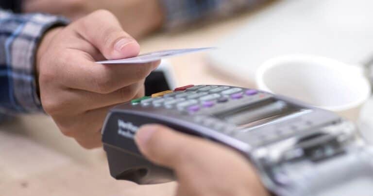 Medios de pago en la Argentina: ¿tecnología mata efectivo?