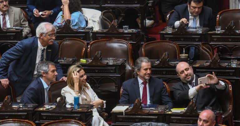 Diputados: el Gobierno jugó fuerte y forzó el fracaso de la sesión dispuesta por la oposición para modificar la ley de DNU