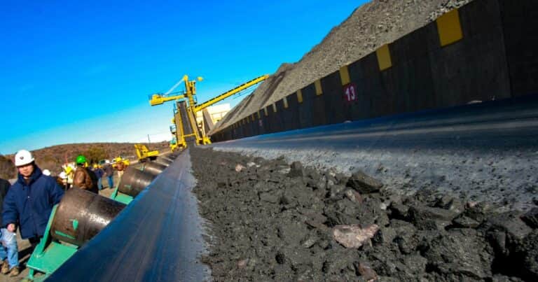 El Gobierno reglamentó tres capítulos sobre Energía de la Ley Bases
