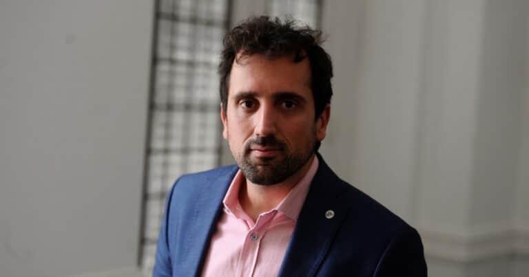 UIA: la metáfora de la peluquería para explicar el costo argentino