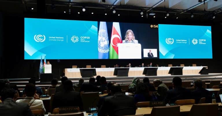 Cumbre en Bakú: «La gente debe saber lo que está pasando, el cambio climático no es un tema de futuro es el presente»