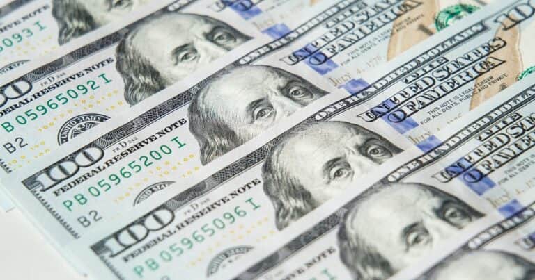 Dólar hoy y dólar blue hoy, EN VIVO: a cuánto cotiza y cuál es su precio este viernes 22 de noviembre, minuto a minuto